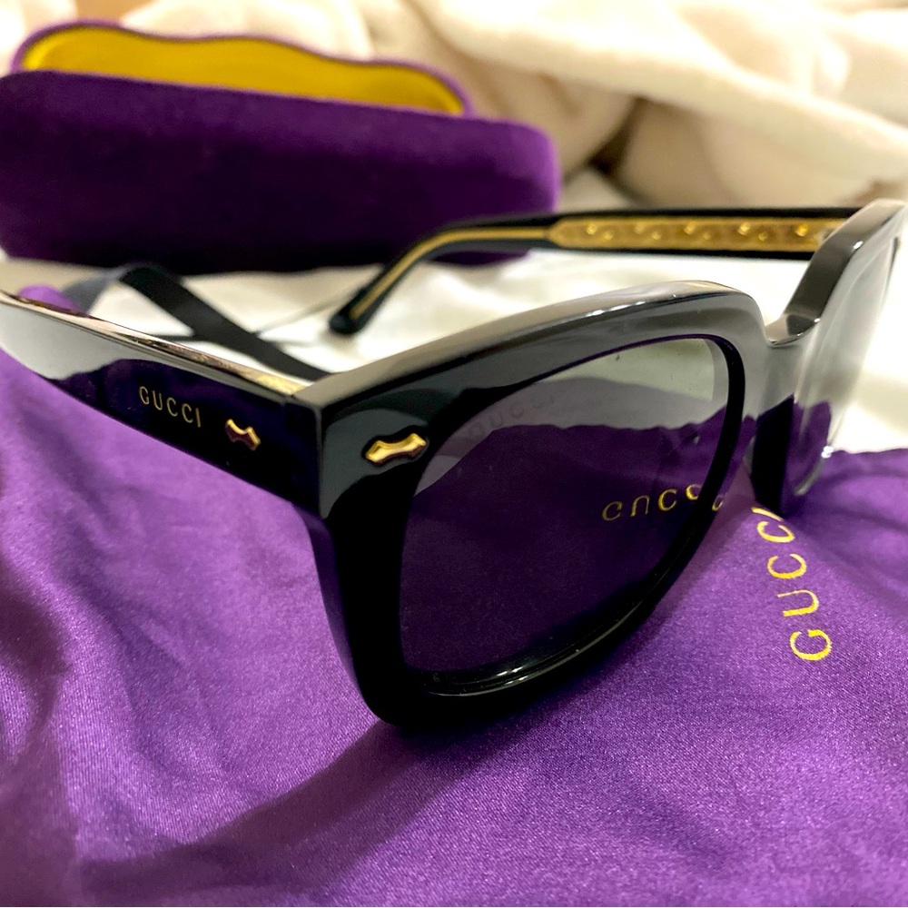Gucci Black and gold trim Sunglasses